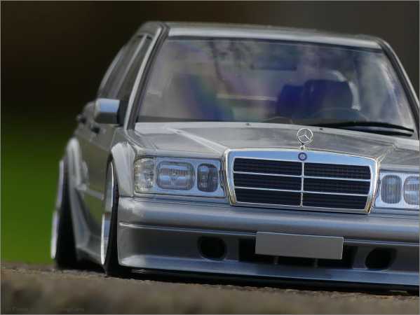 1:18 Mercedes-Benz 190E 2.5-16 EVO2 Silber + MB ALU Felgen = OVP